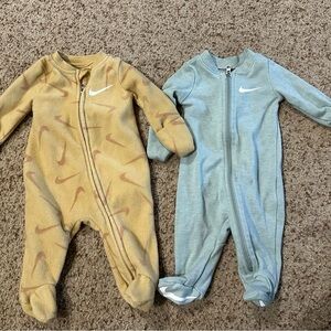 Nike Kids One Piece Footies - Gold and Gray